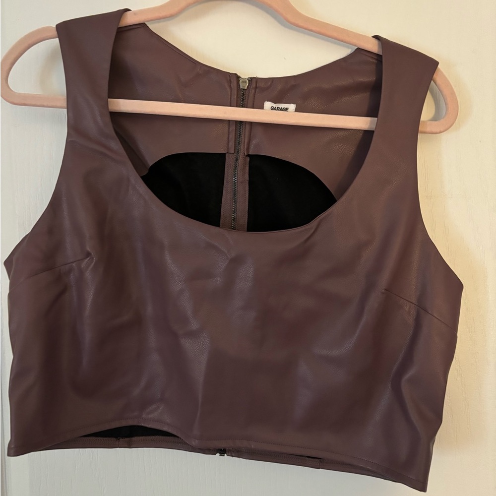 Leather Garage top Size XL